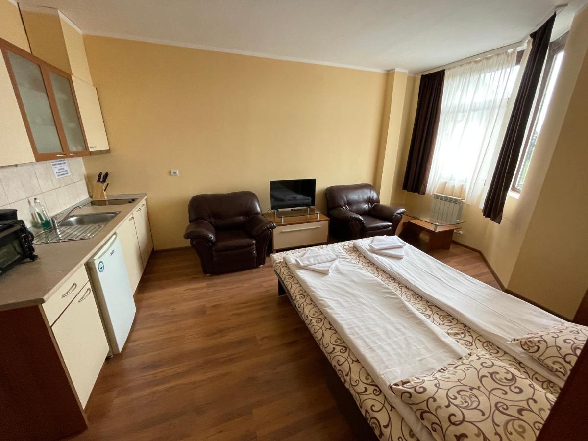 Borovets Holiday Apartments - Different Locations In โบโรเวทส์ ภายนอก รูปภาพ