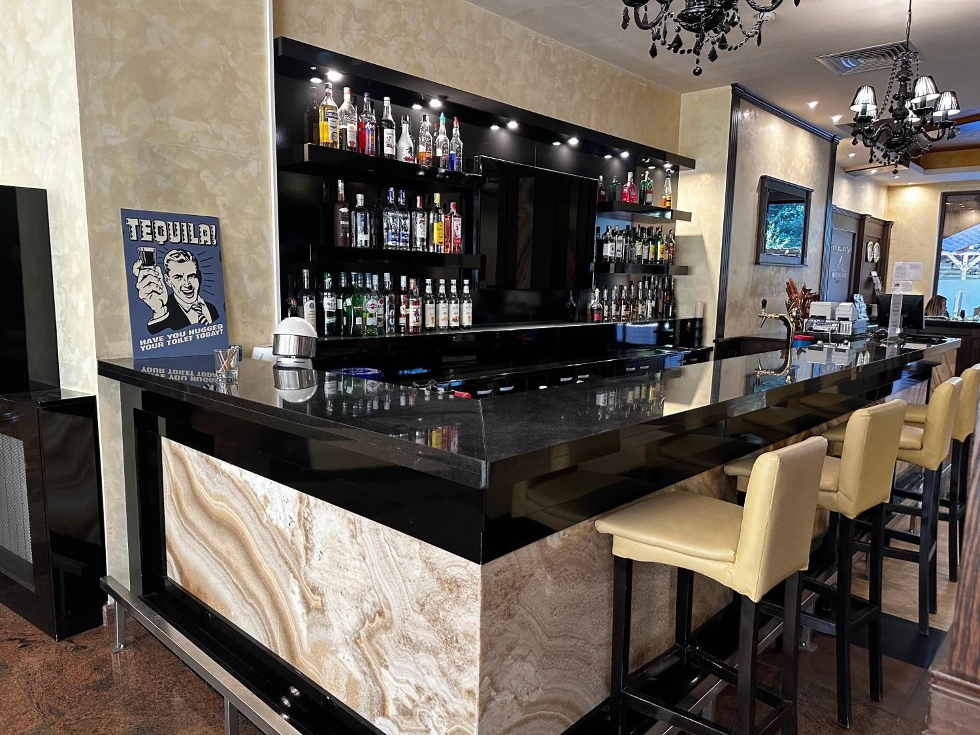 Borovets Holiday Apartments - Different Locations In โบโรเวทส์ ภายนอก รูปภาพ