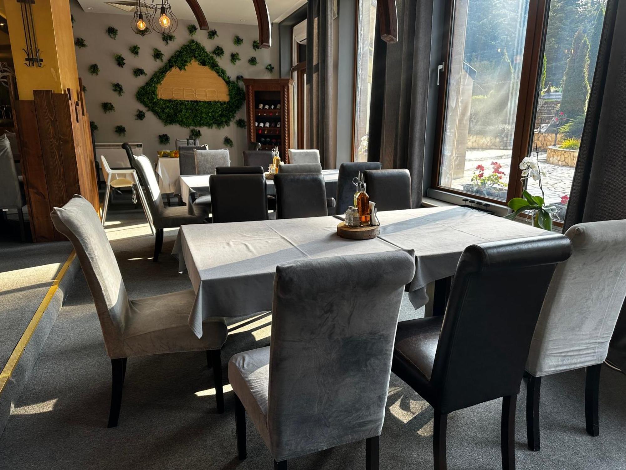 Borovets Holiday Apartments - Different Locations In โบโรเวทส์ ภายนอก รูปภาพ