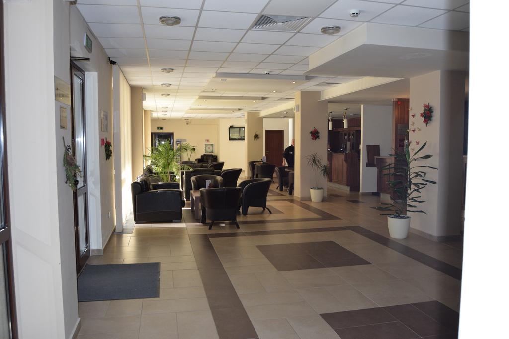 Borovets Holiday Apartments - Different Locations In โบโรเวทส์ ภายนอก รูปภาพ